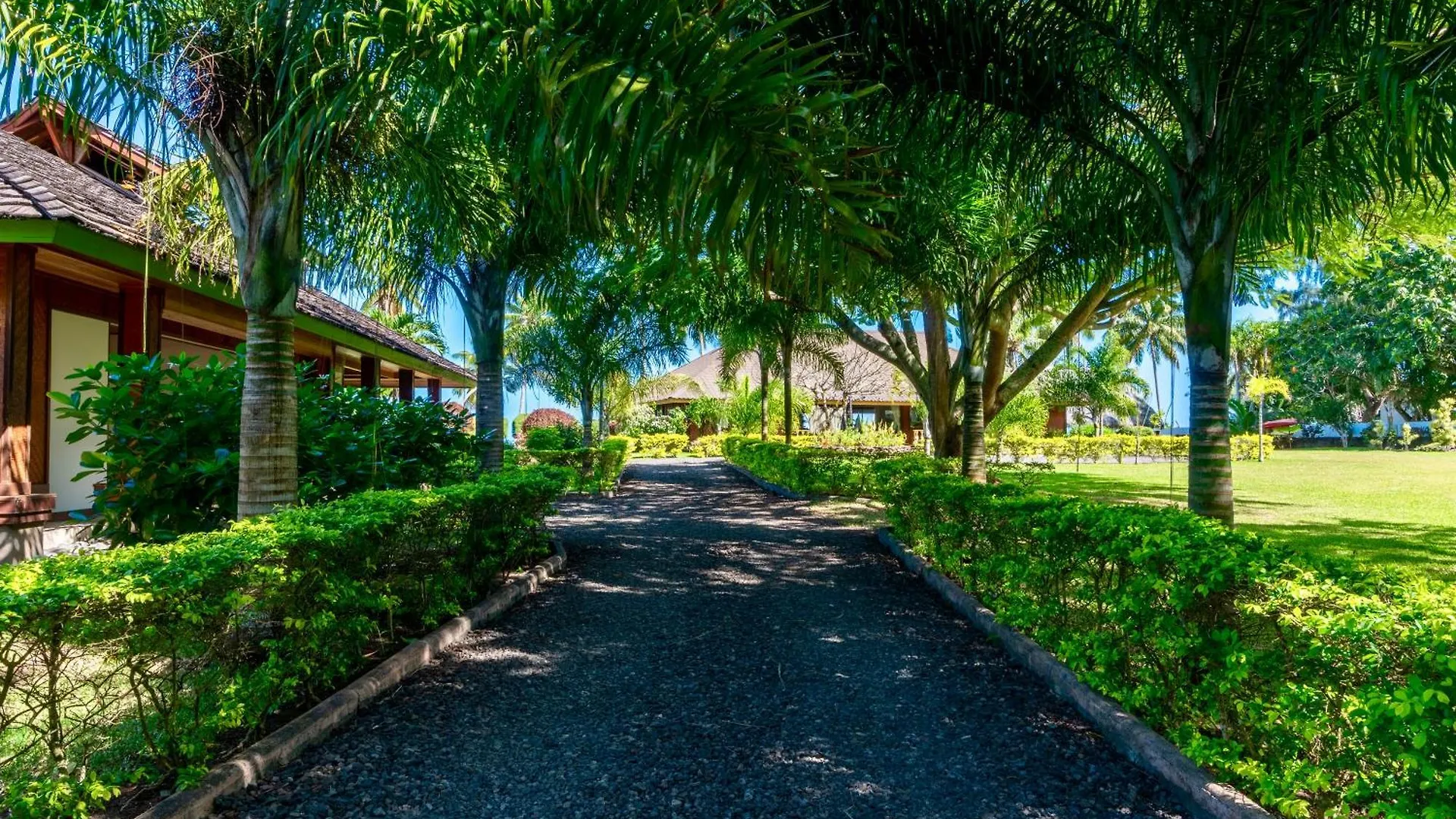Fare Varari Beach Luxury Villa Iumaru