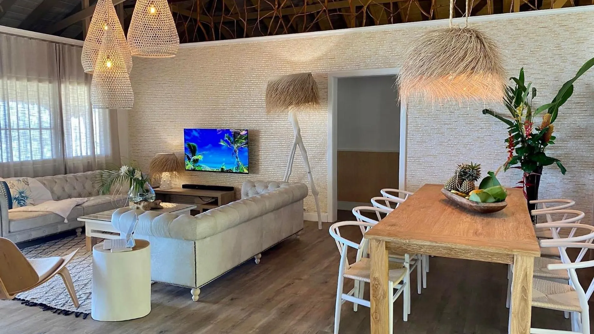 Fare Varari Beach Luxury Villa Iumaru